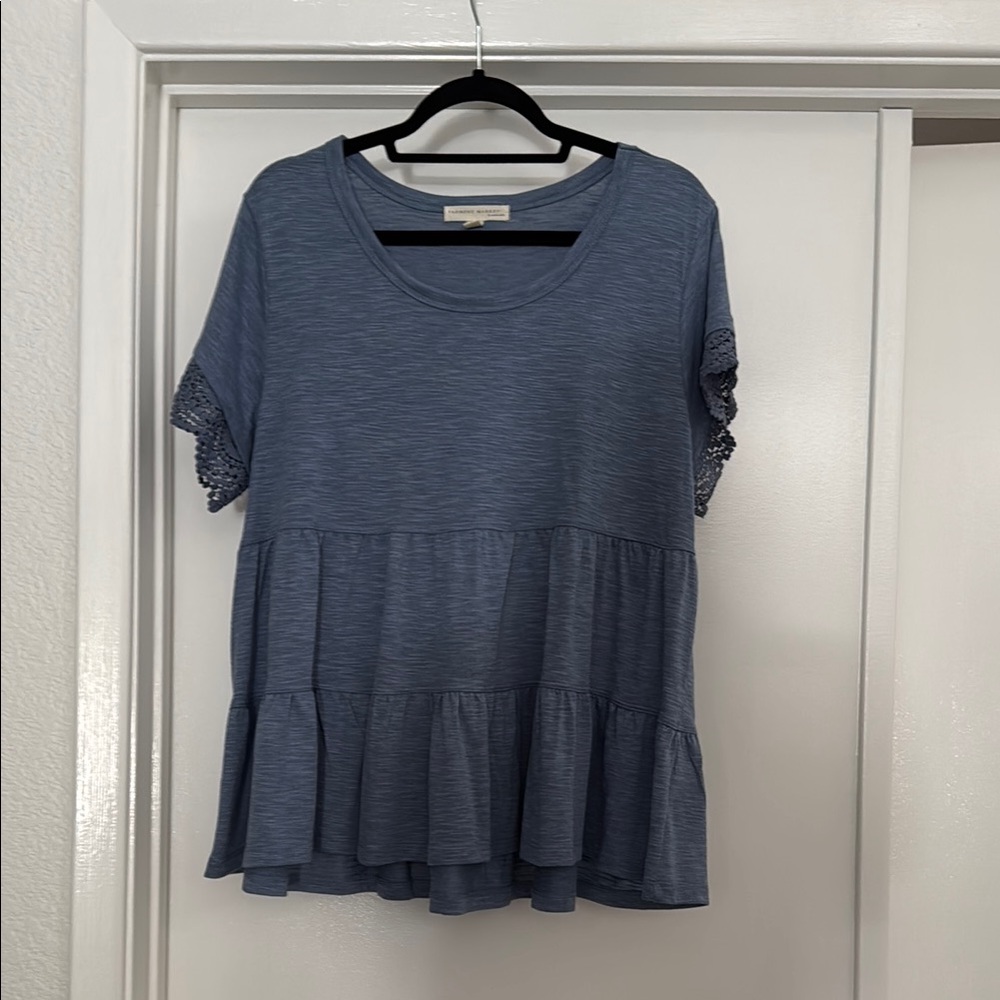 ONE WORLD Tiered Blue Gray Short Sleeve Tunic